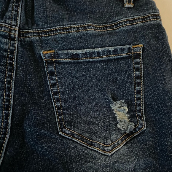 Ripped Jean Shorts - Picture 7 of 9